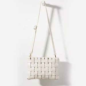 Lindy Woven Clutch